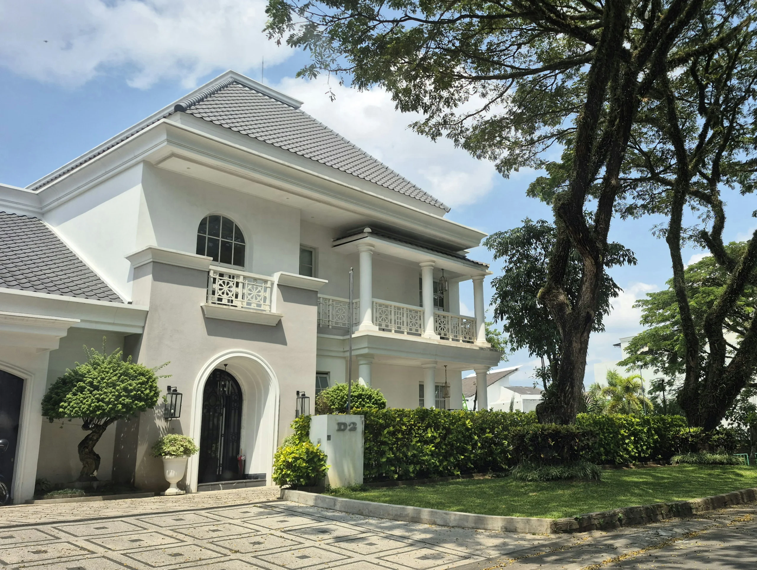 About Associated Consultants